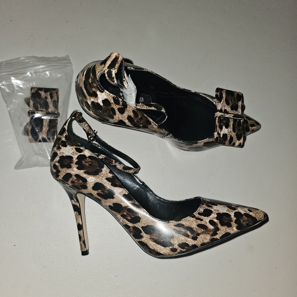 4 inch leopard print heels new Sz 7